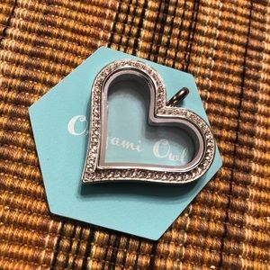 Origami Owl heart locket
